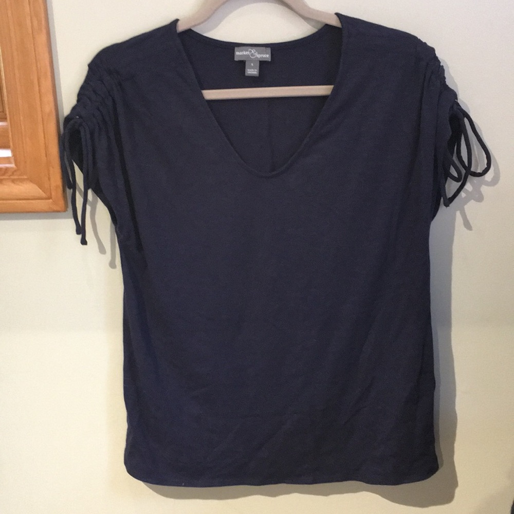 T-shirt stitch fix gathered sleeves